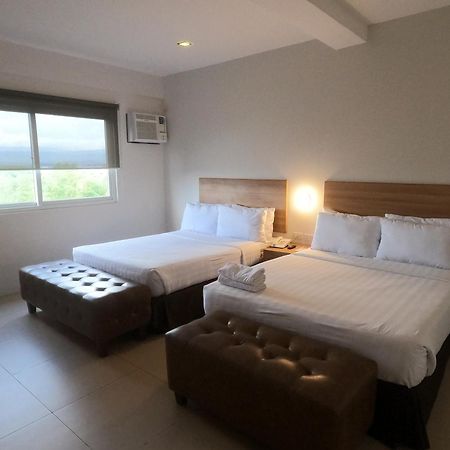 Mango Suites Tuguegarao Zewnętrze zdjęcie