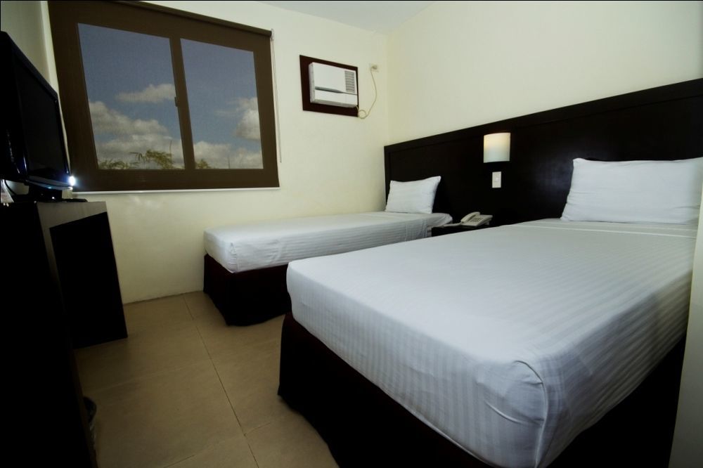 Mango Suites Tuguegarao Zewnętrze zdjęcie